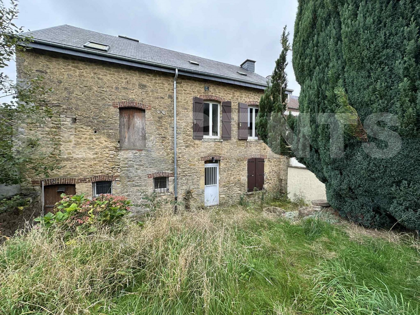 Maison 5 Pièce(s) TREMBLOIS-LES-CARIGNAN - Photo 1