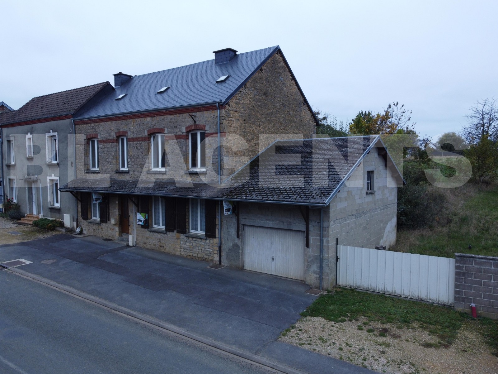 Maison 5 Pièce(s) TREMBLOIS-LES-CARIGNAN - Photo 4