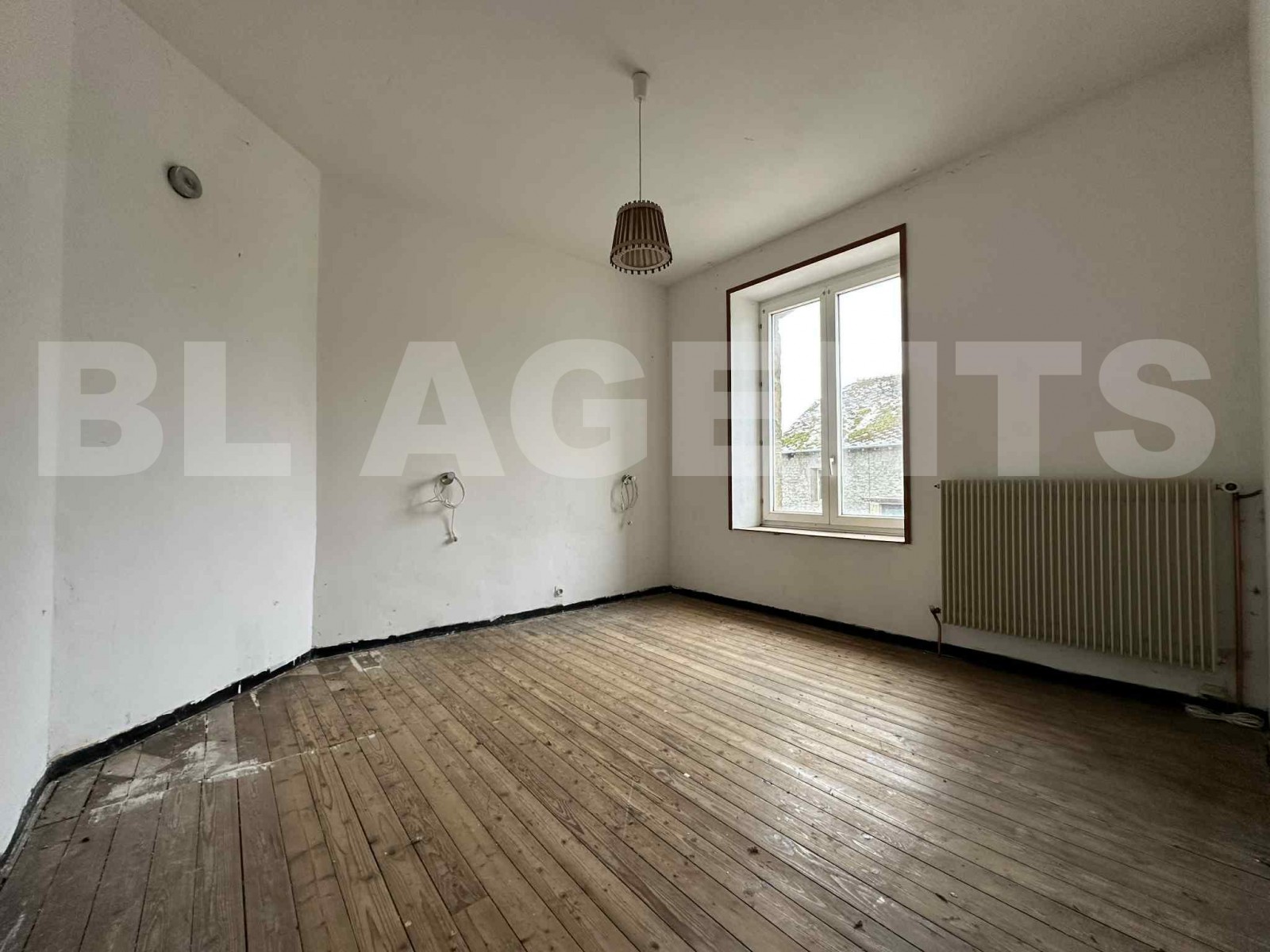 Maison 5 Pièce(s) TREMBLOIS-LES-CARIGNAN - Photo 12