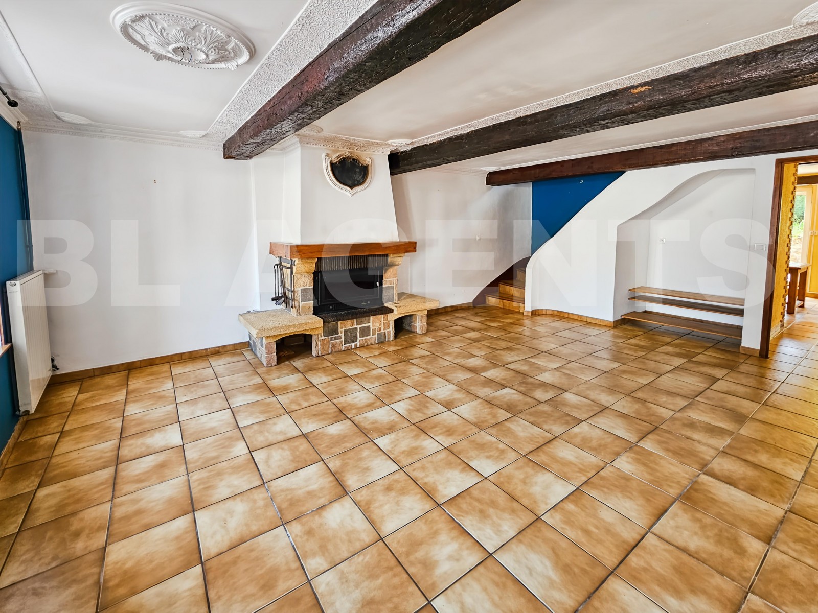 Maison de village 5 Pièce(s) PRIX-LES-MEZIERES - Photo 1