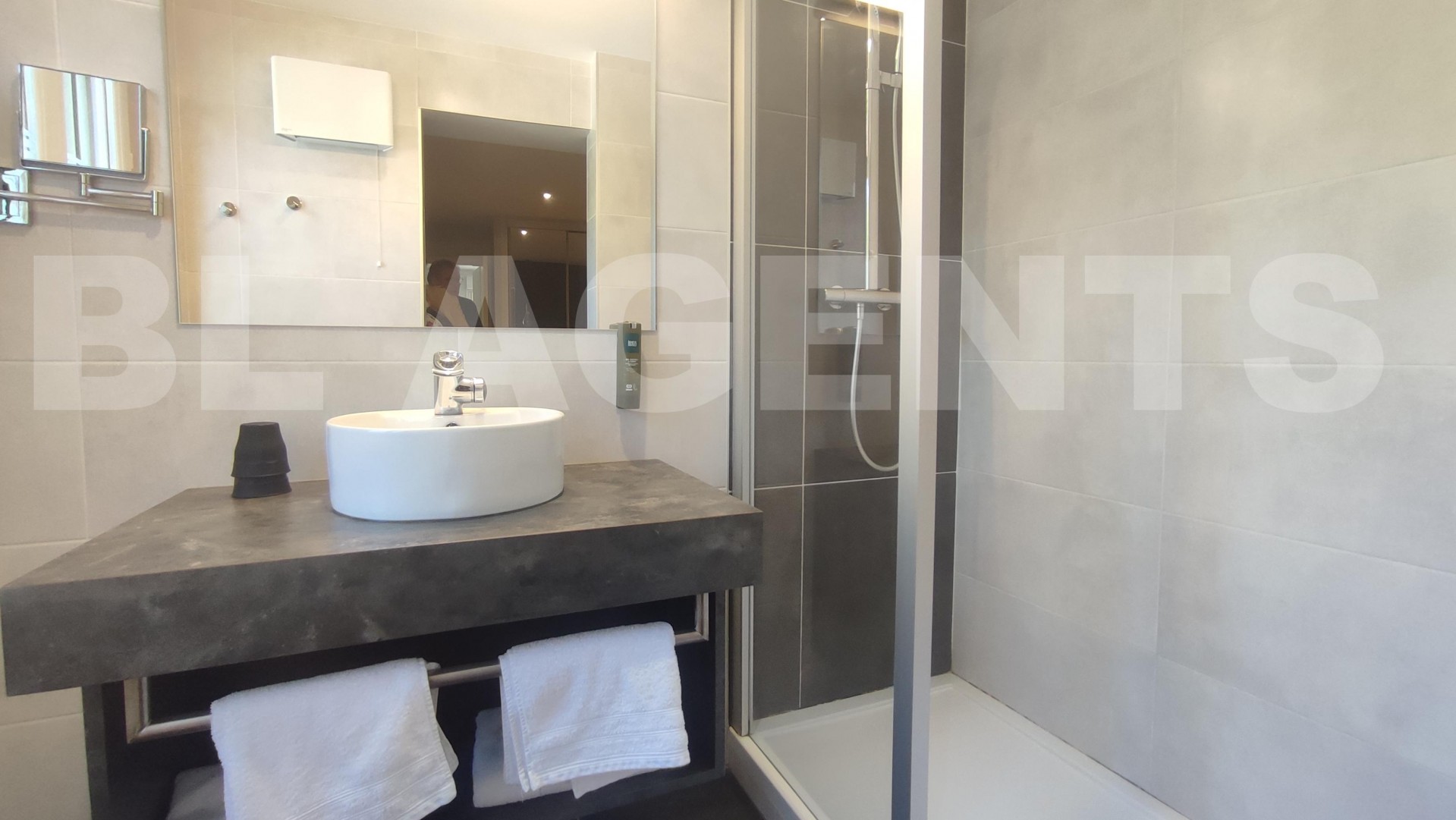 Immeuble  SAINT-REMY - Photo 3