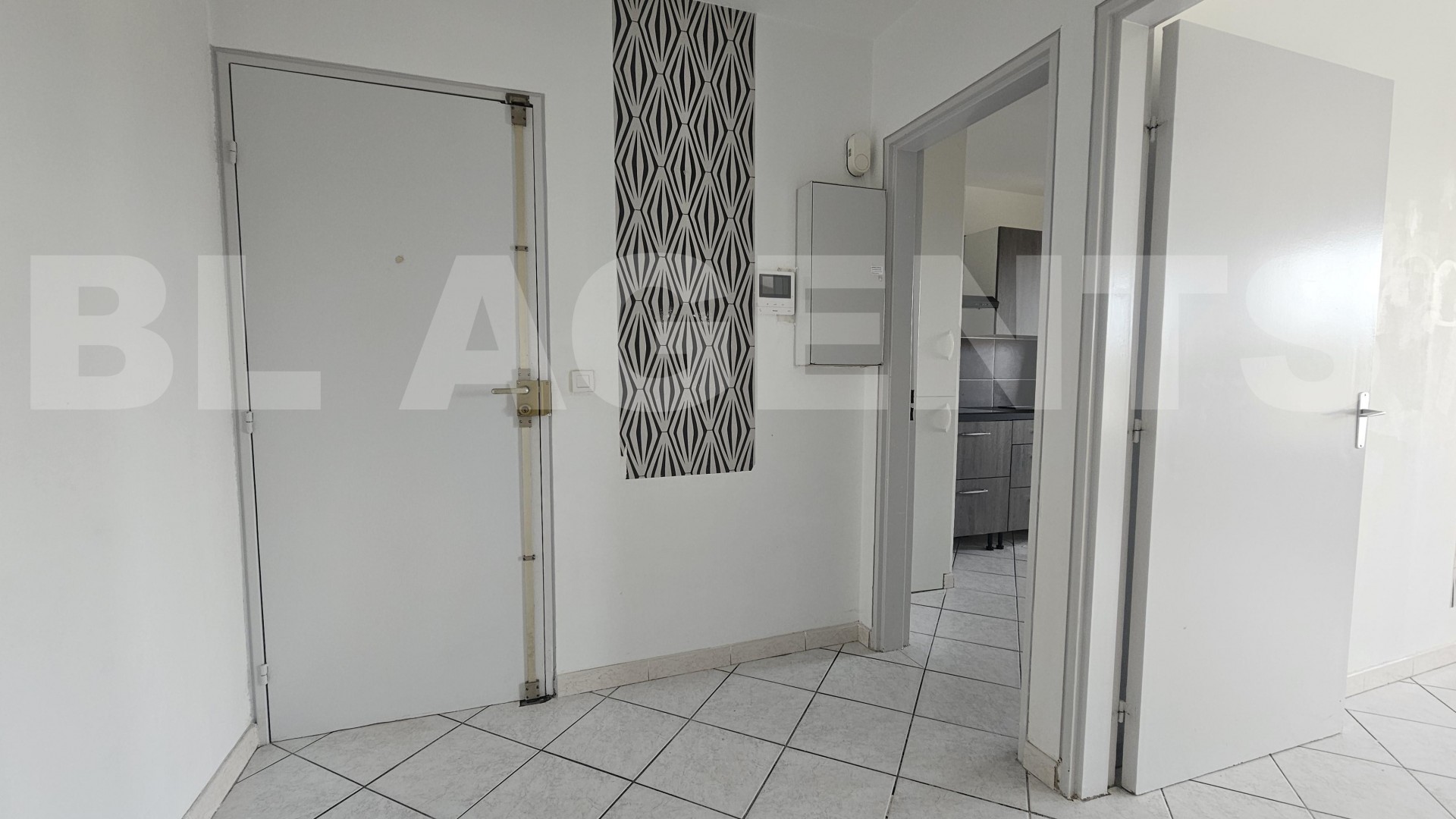 Appartement 3 Pièce(s) MARSEILLE 12EME ARR. - Photo 9