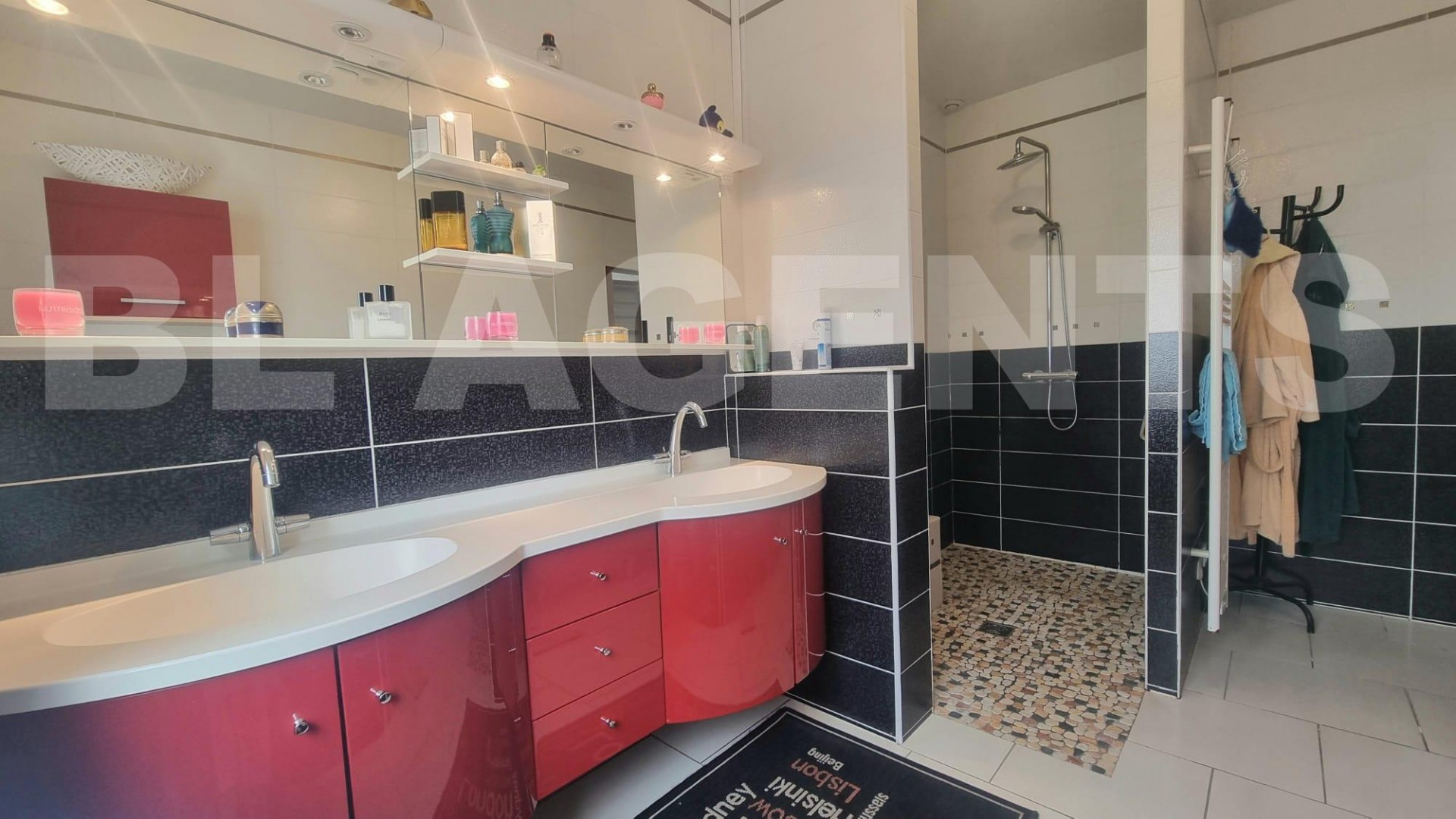 Maison 6 Pièce(s) SEDAN - Photo 7