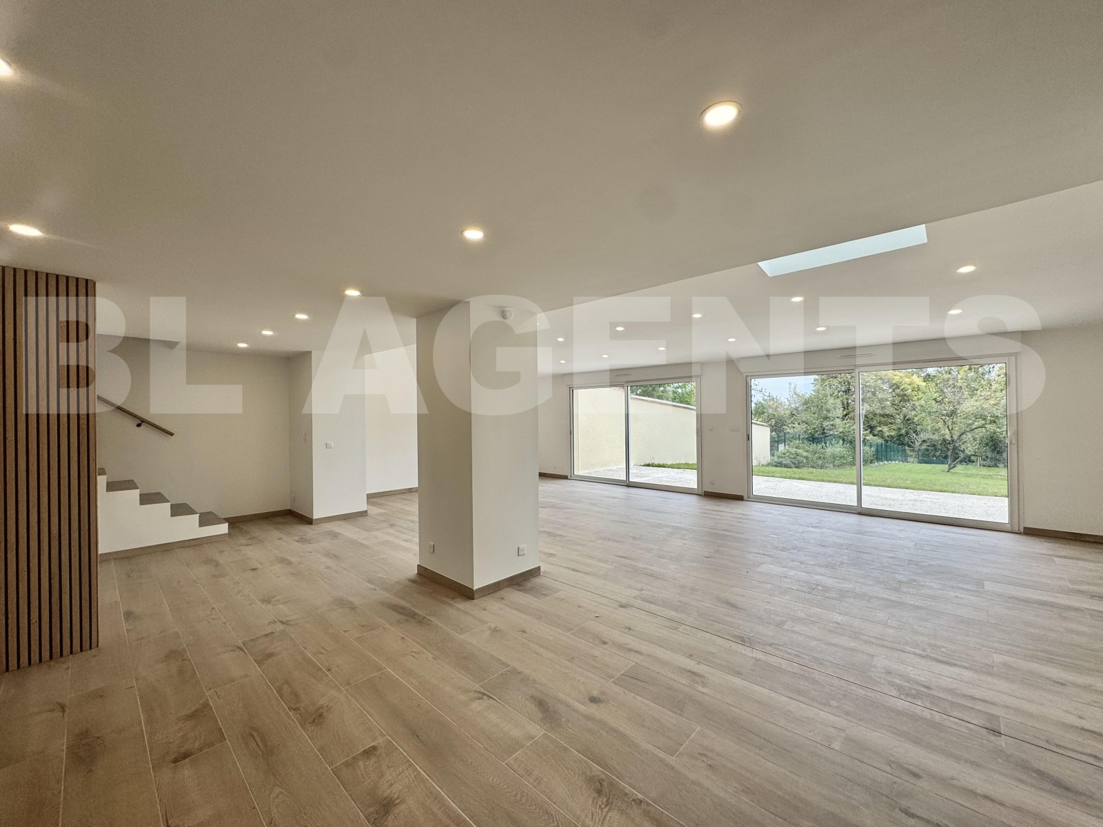 Maison 7 Pièce(s) COULOMMIERS - Photo 3