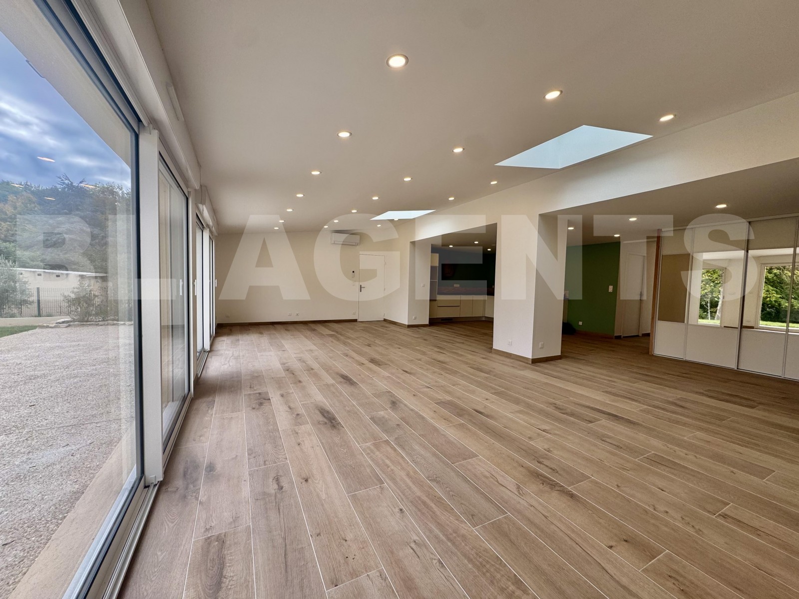 Maison 7 Pièce(s) COULOMMIERS - Photo 4