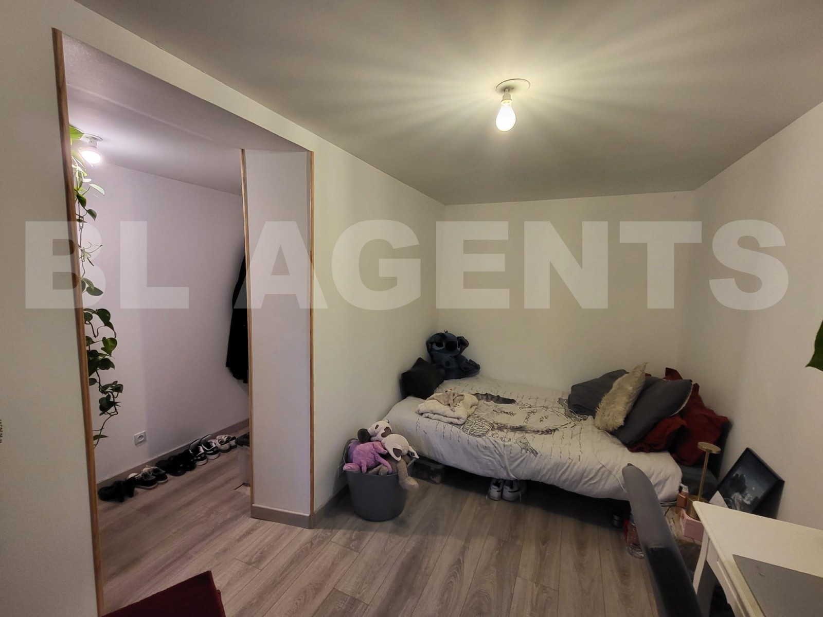 Maison longère 14 Pièce(s) SAINT-DENIS-LES-REBAIS - Photo 14