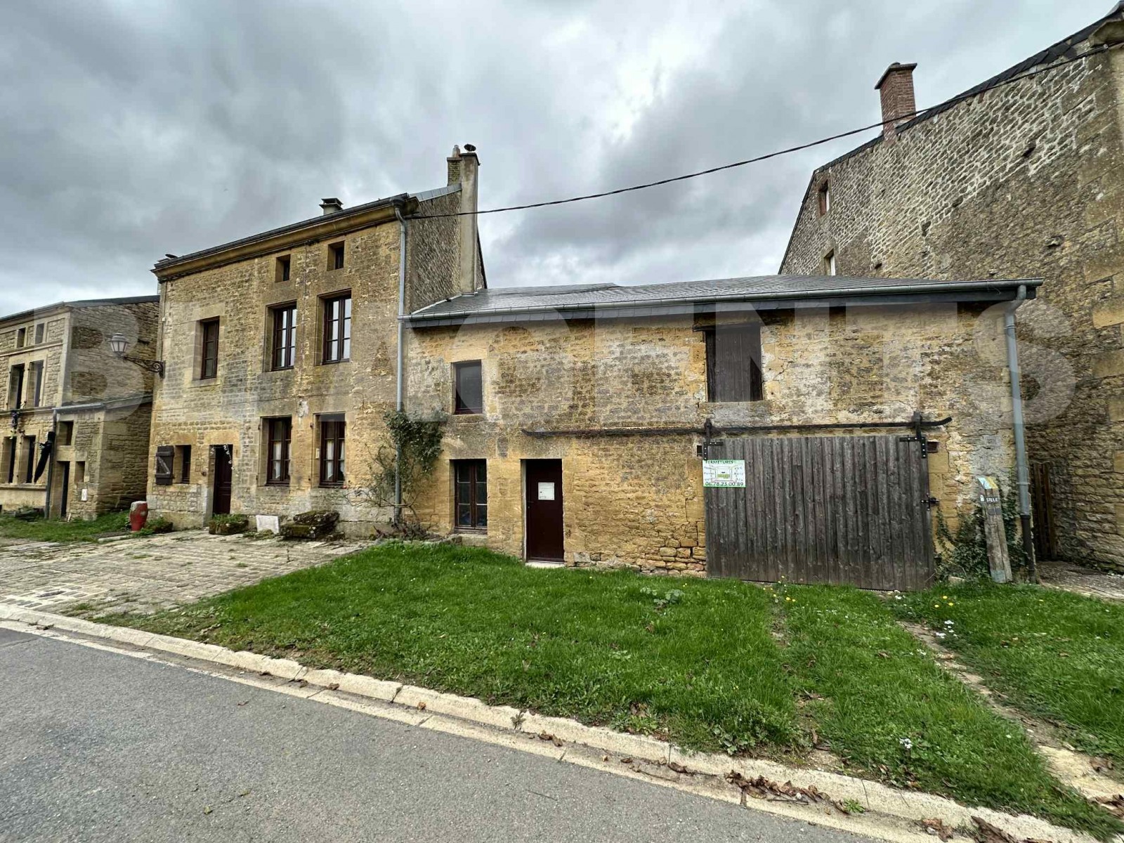 Maison 8 Pièce(s) NOYERS-PONT-MAUGIS - Photo 2