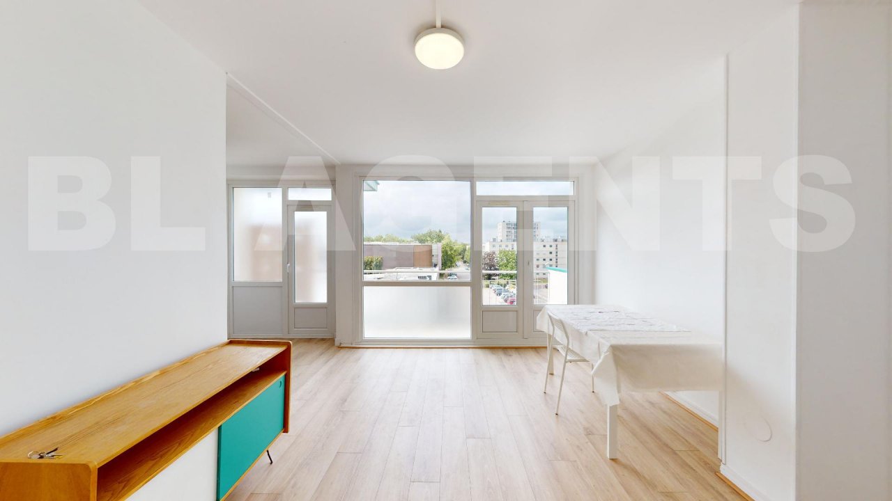 Appartement 5 Pièce(s) MONT-SAINT-AIGNAN - Photo 2