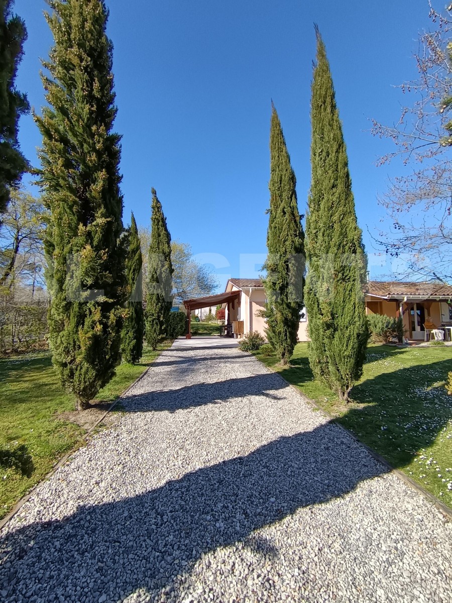 Maison 4 Pièce(s) BROSSAC - Photo 18