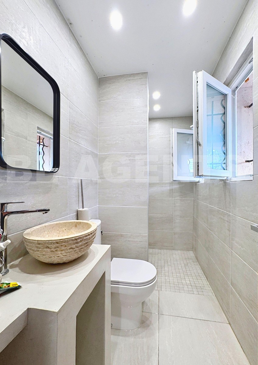 Maison 6 Pièce(s) SAINT-CYR-SUR-MER - Photo 5