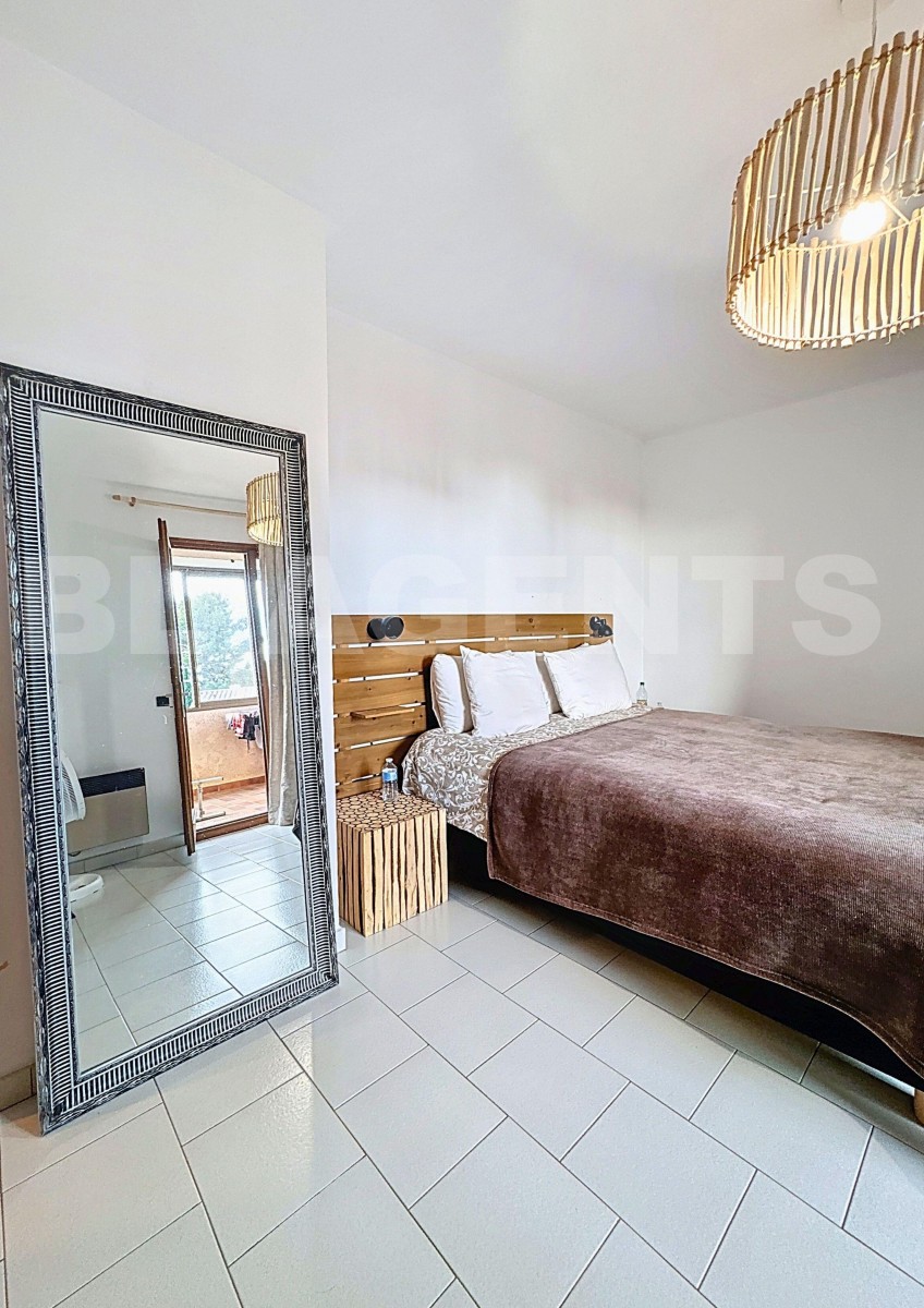 Maison 6 Pièce(s) SAINT-CYR-SUR-MER - Photo 9