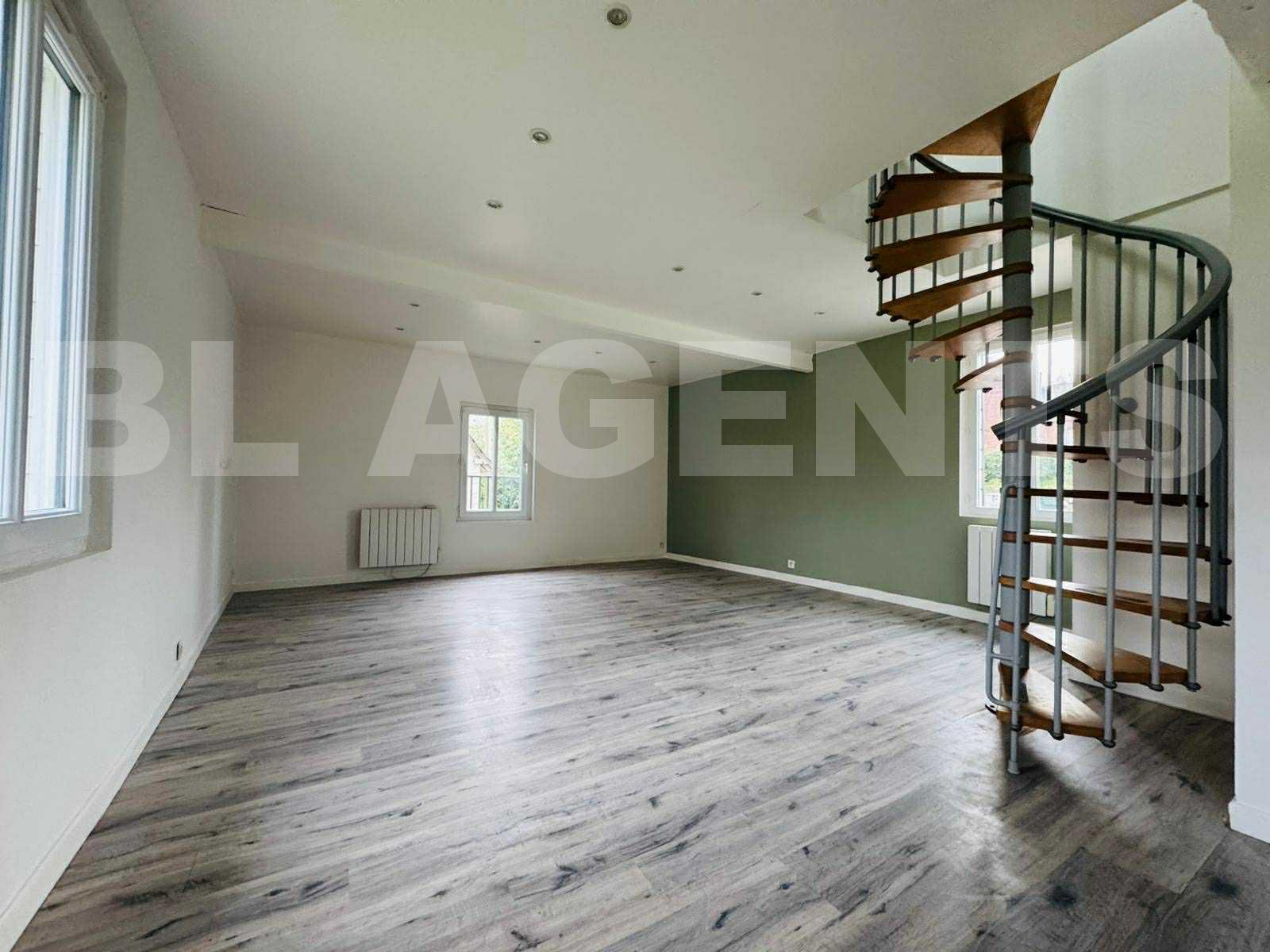 Maison 4 Pièce(s) DOUVREND - Photo 2
