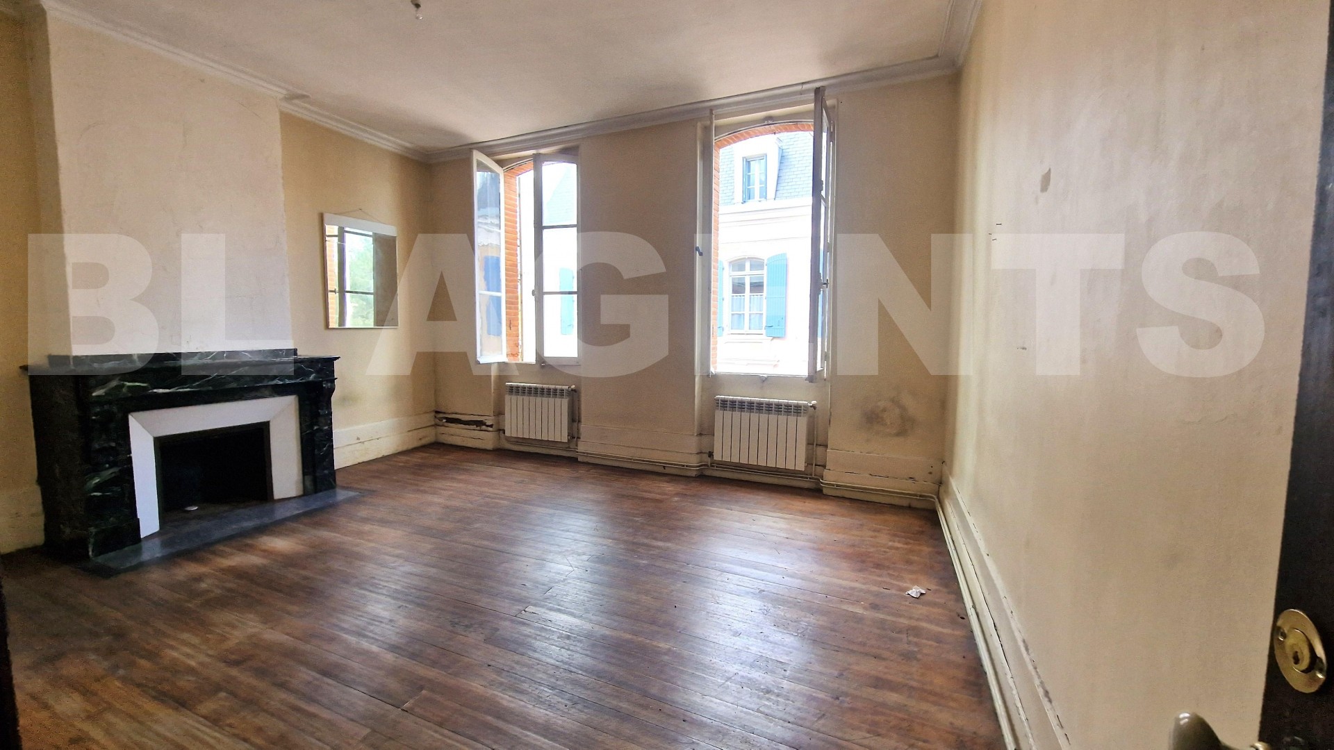 Immeuble  SAINT-NICOLAS-DE-LA-GRAVE - Photo 6