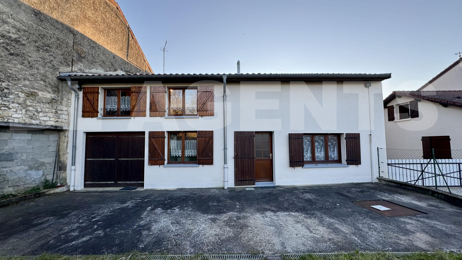 Maison 7 Pièce(s) COMBLES-EN-BARROIS - Photo 1