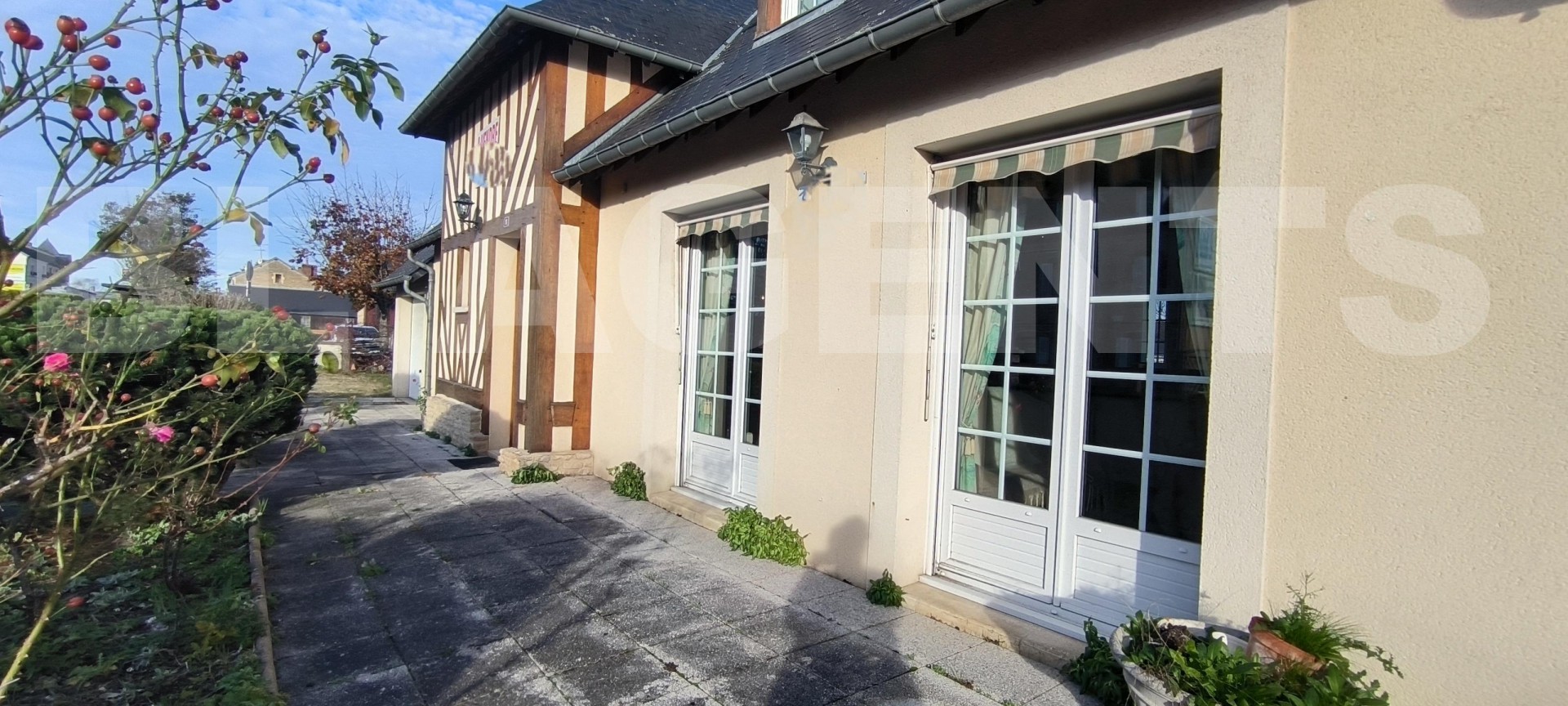 Maison de village 6 Pièce(s) CREVECOEUR-EN-AUGE - Photo 2