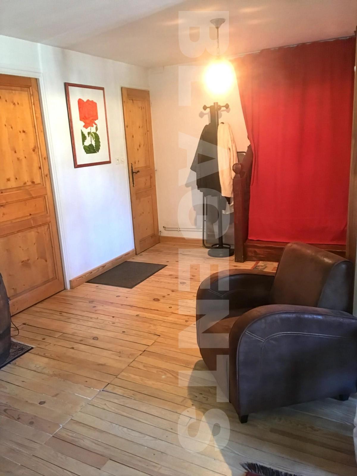Appartement 2 Pièce(s) SAINT-CHAFFREY - Photo 2
