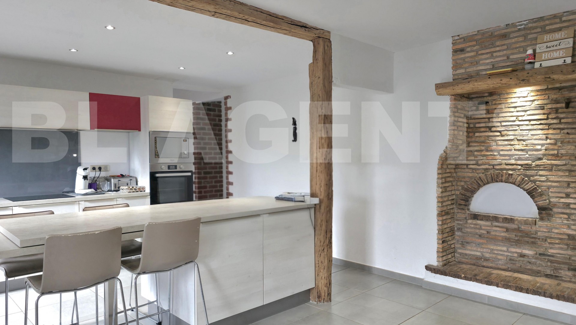 Maison 5 Pièce(s) YVRE-LE-POLIN - Photo 4