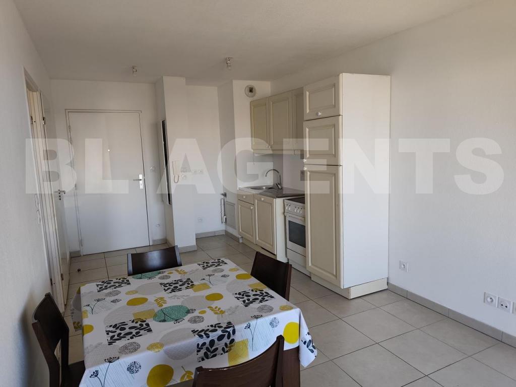 Appartement 2 Pièce(s) MARSEILLE 3EME ARR. - Photo 3