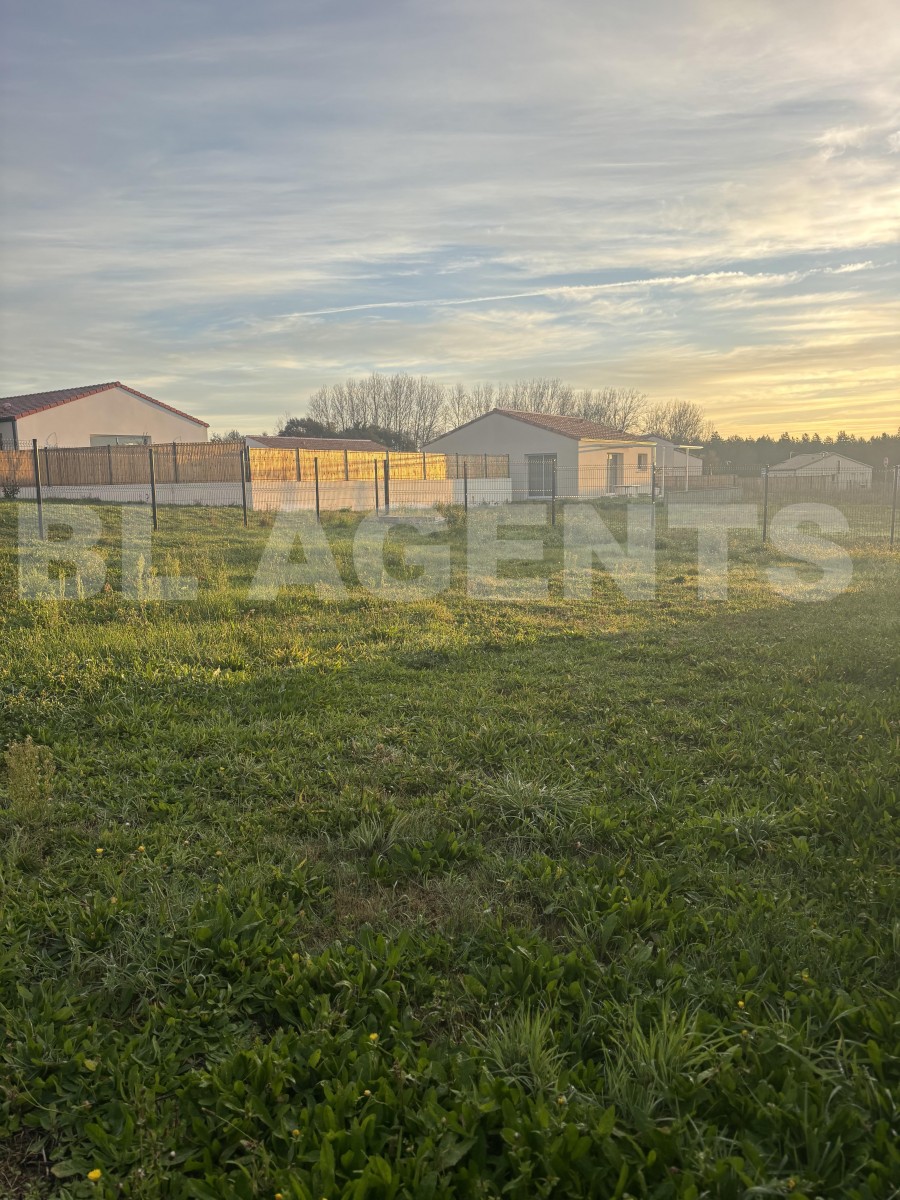 Terrain  AVRILLE - Photo 2