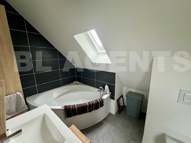 Maison 4 Pièce(s) SAINT-SYMPHORIEN-LE-CHATEAU - Photo 6
