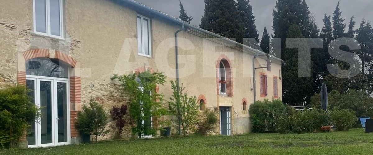 Maison 20 Pièce(s) MAS-SAINTES-PUELLES - Photo 2