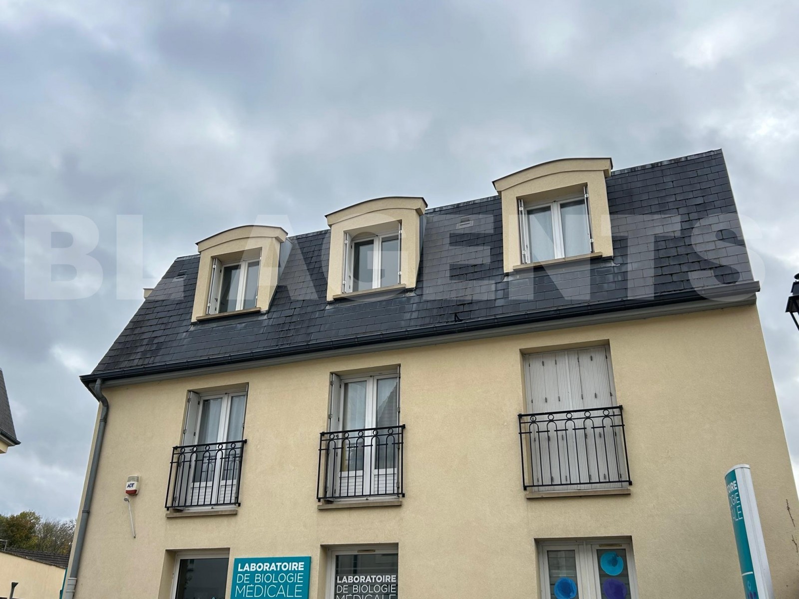 Appartement 1 Pièce(s) MAROLLES-EN-HUREPOIX - Photo 1