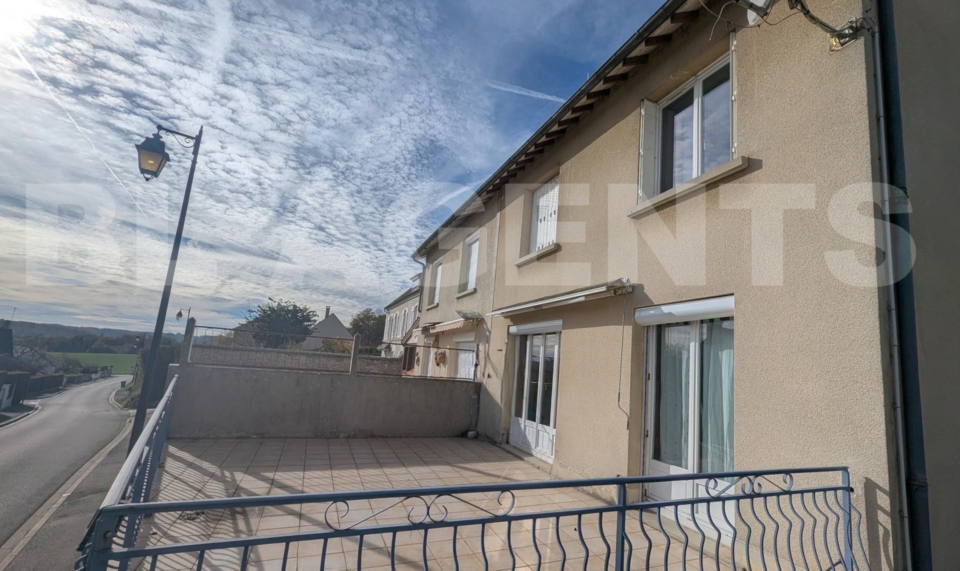 Maison de village 4 Pièce(s) CHAMIGNY - Photo 1