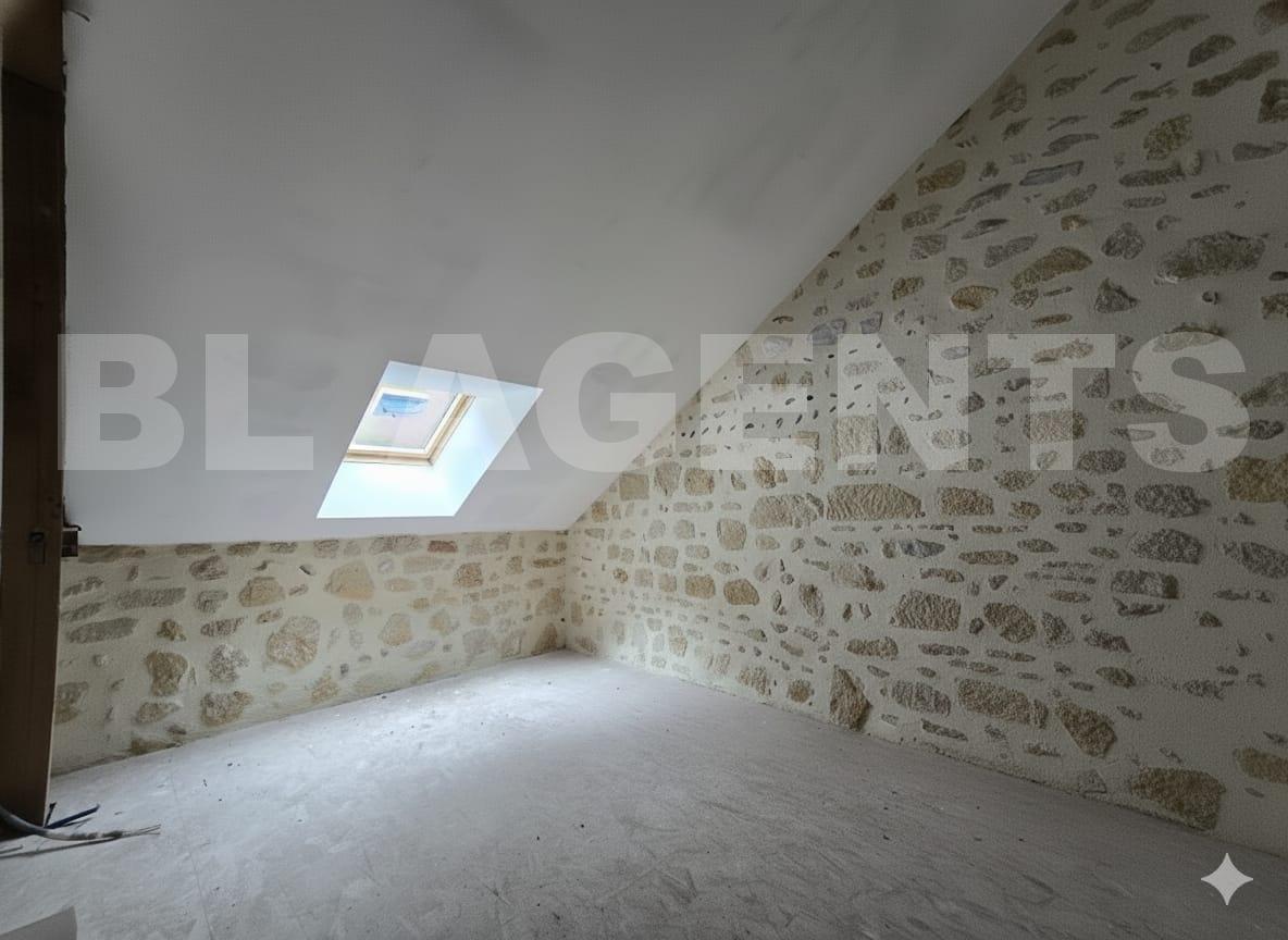 Maison 11 Pièce(s) LALONGUE - Photo 2