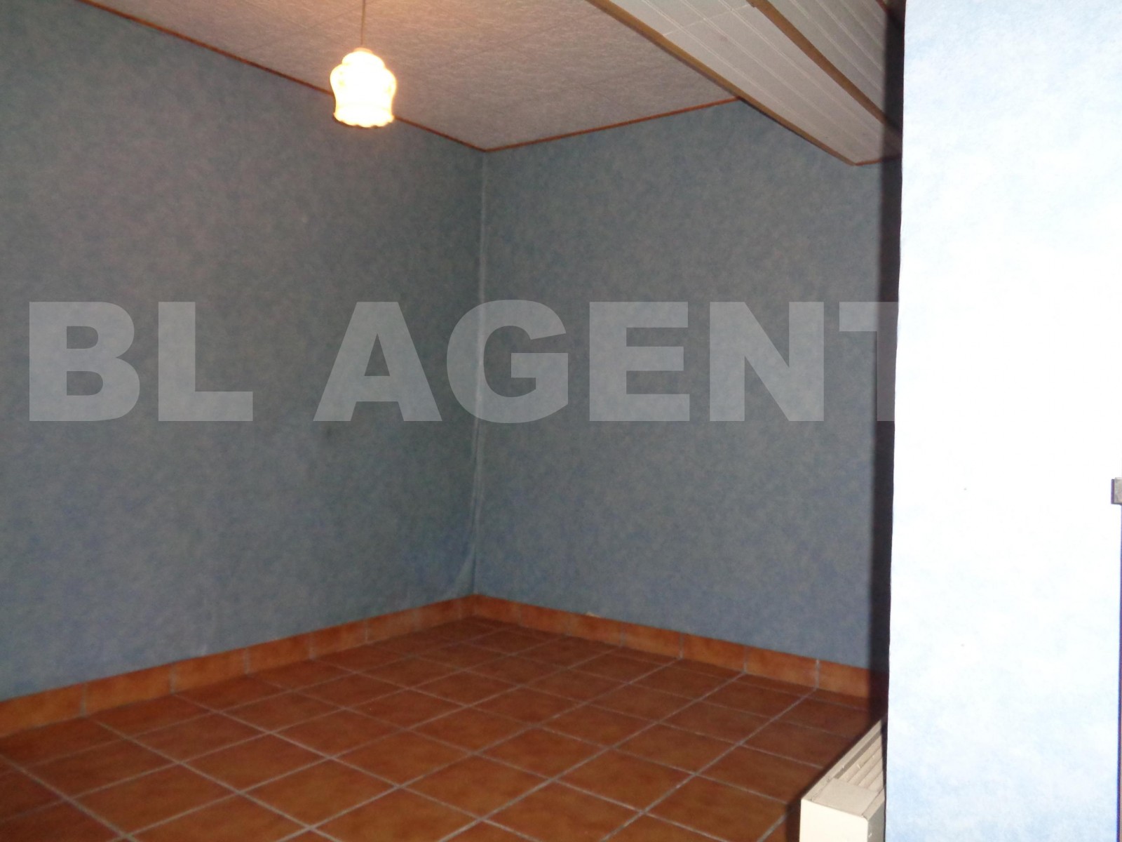 Maison 6 Pièce(s) LARRAZET - Photo 4