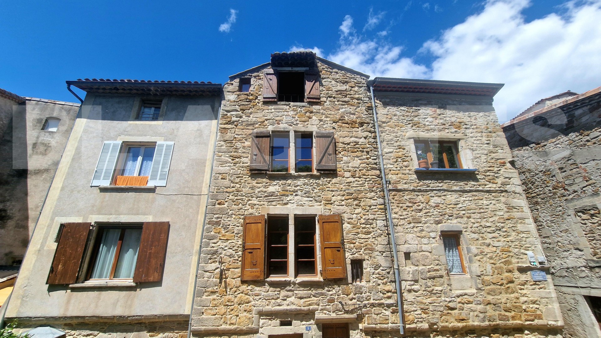 Maison de ville 3 Pièce(s) LES VANS - Photo 1