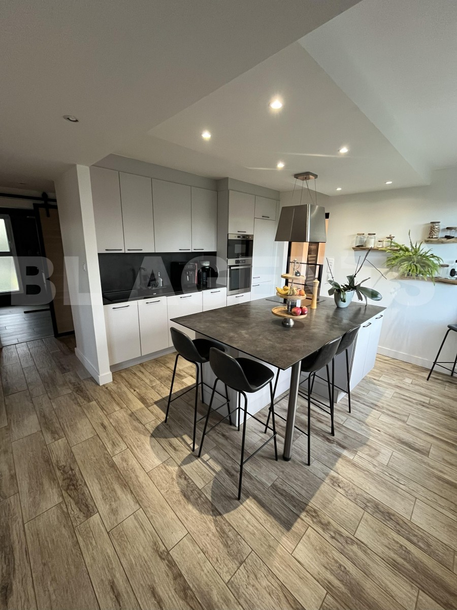 Maison 5 Pièce(s) SAINT-GILDAS-DES-BOIS - Photo 1