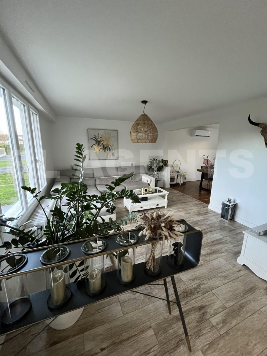 Maison 5 Pièce(s) SAINT-GILDAS-DES-BOIS - Photo 2