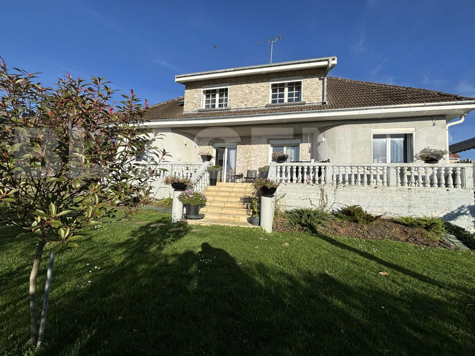 Maison 6 Pièce(s) MOUZON - Photo 1