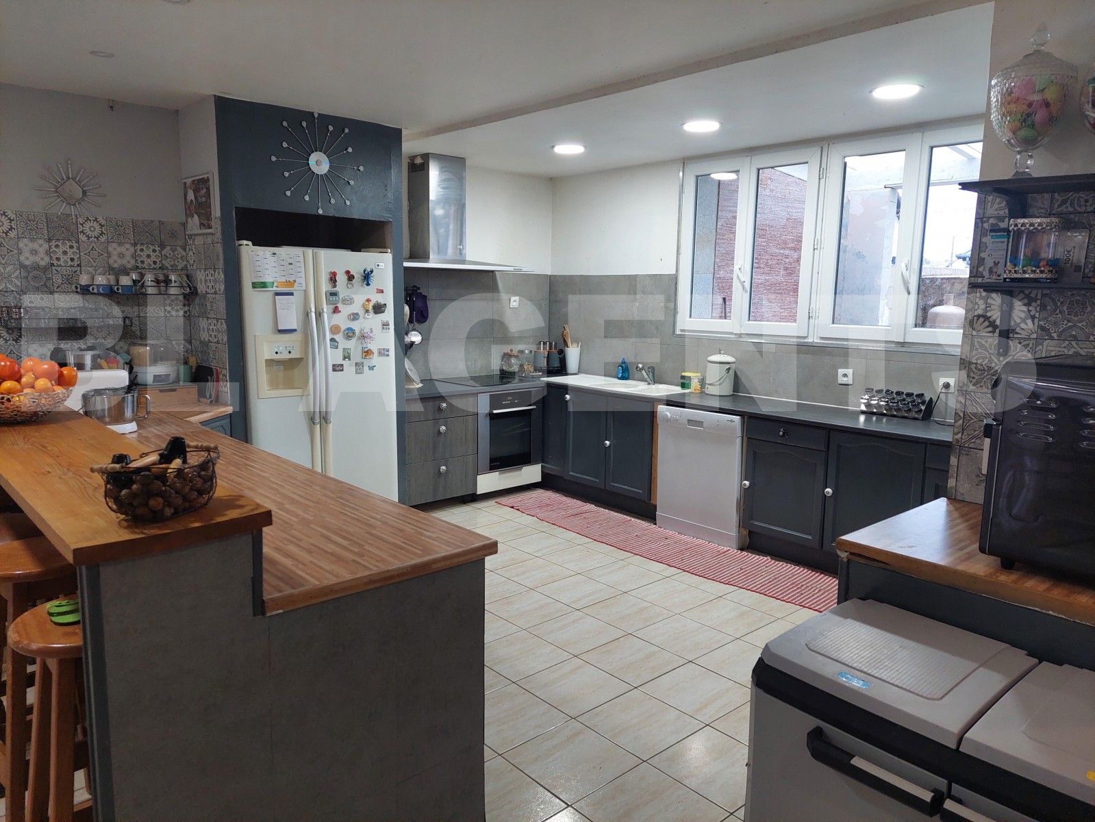 Maison 7 Pièce(s) ROMILLY-SUR-SEINE - Photo 1