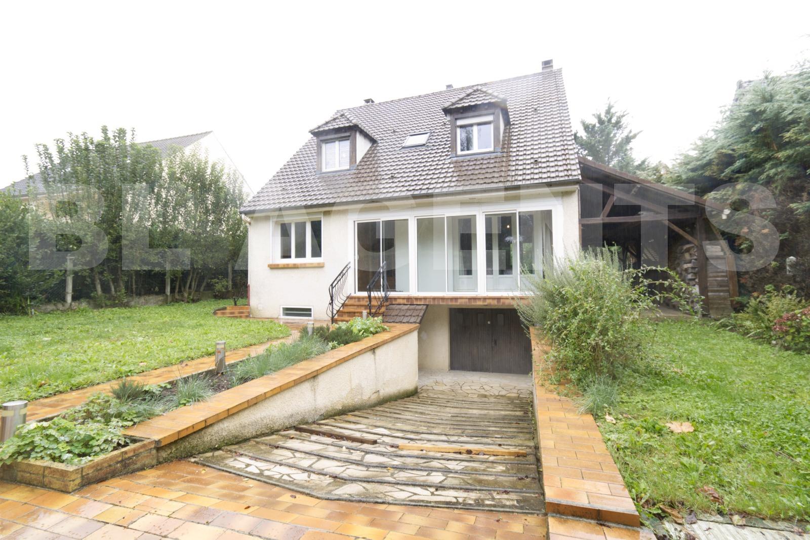 Maison 8 Pièce(s) MAREIL-EN-FRANCE - Photo 2