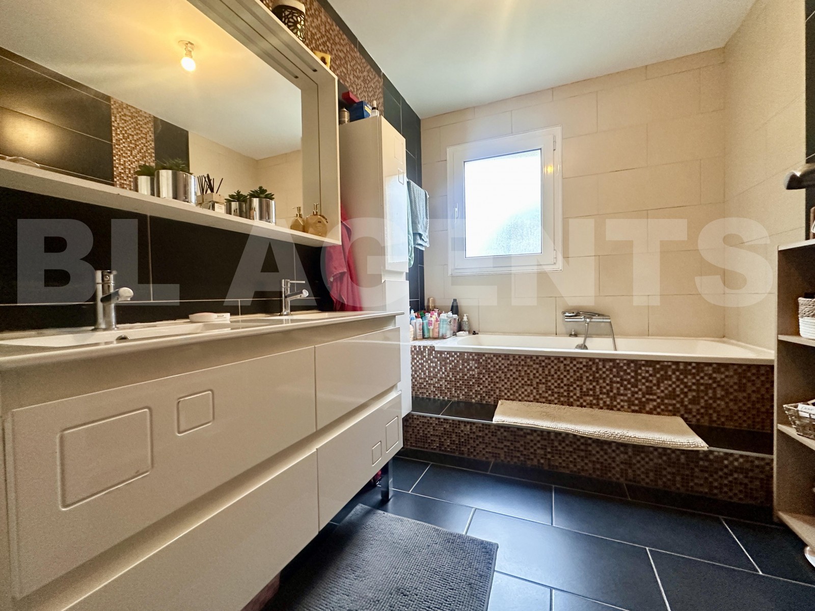 Maison 8 Pièce(s) BRIVE-LA-GAILLARDE - Photo 12