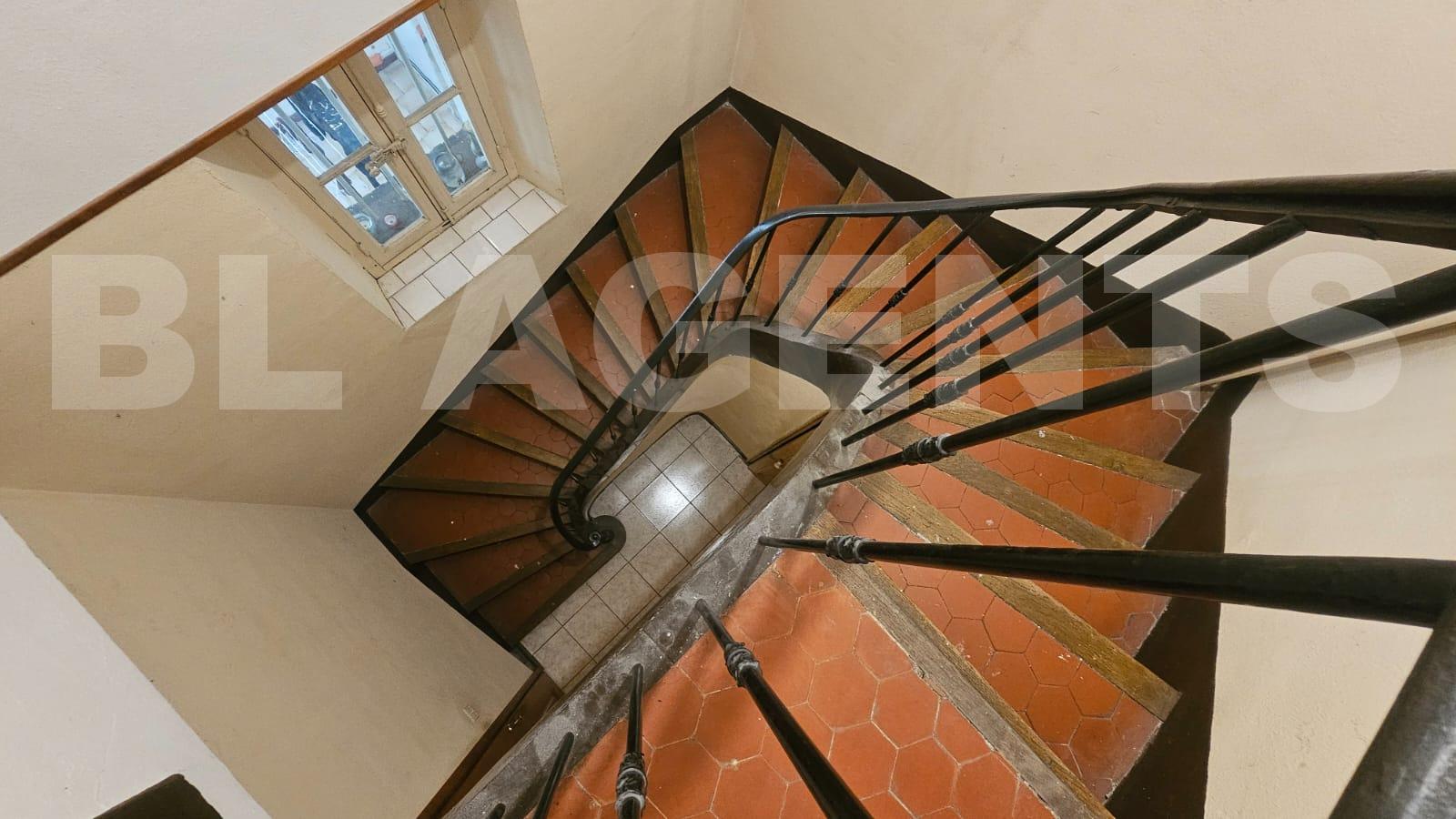 Maison de ville 7 Pièce(s) MARSEILLE 4EME ARR. - Photo 11