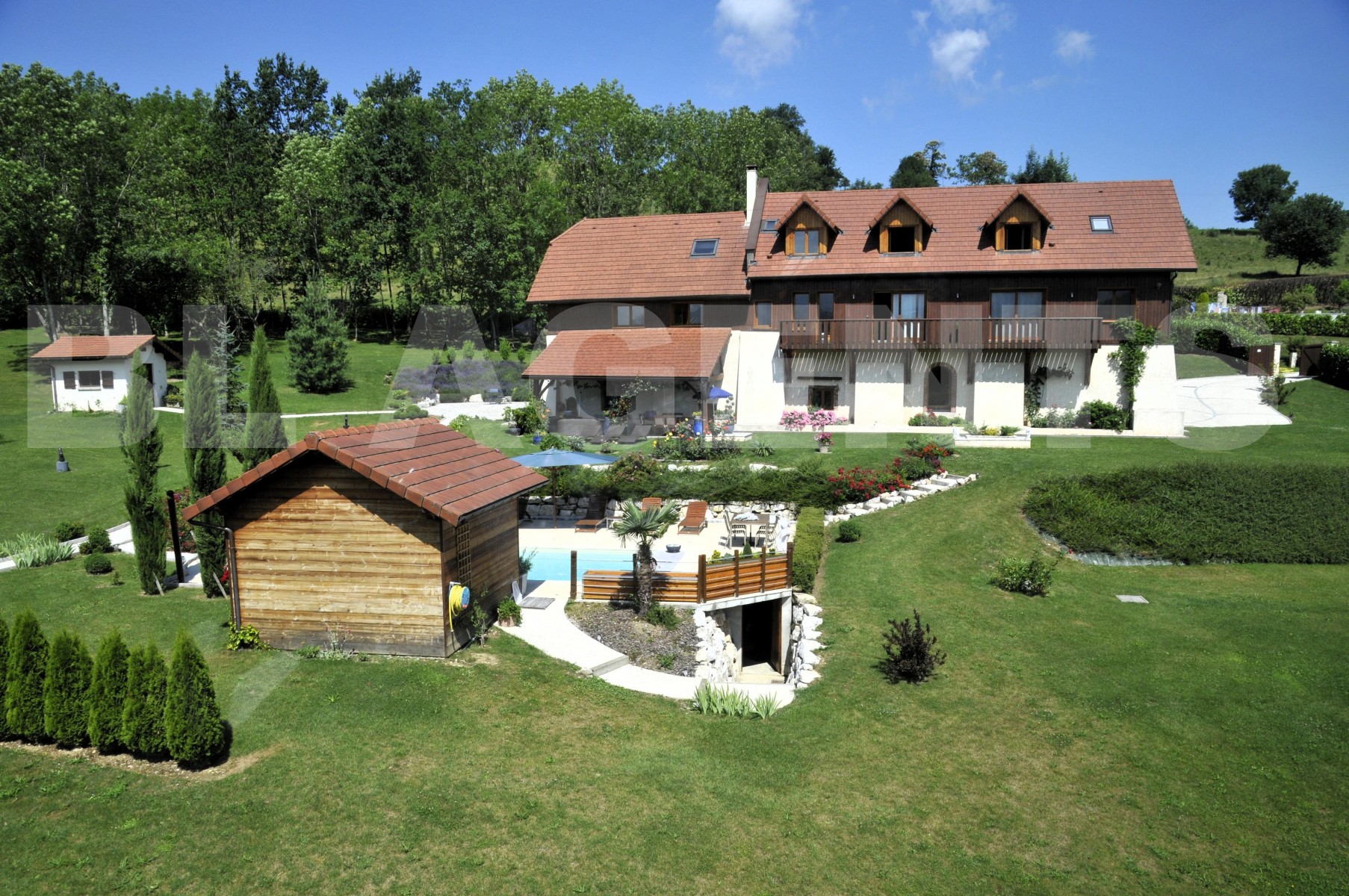 Maison 8 Pièce(s) TRAIZE - Photo 1