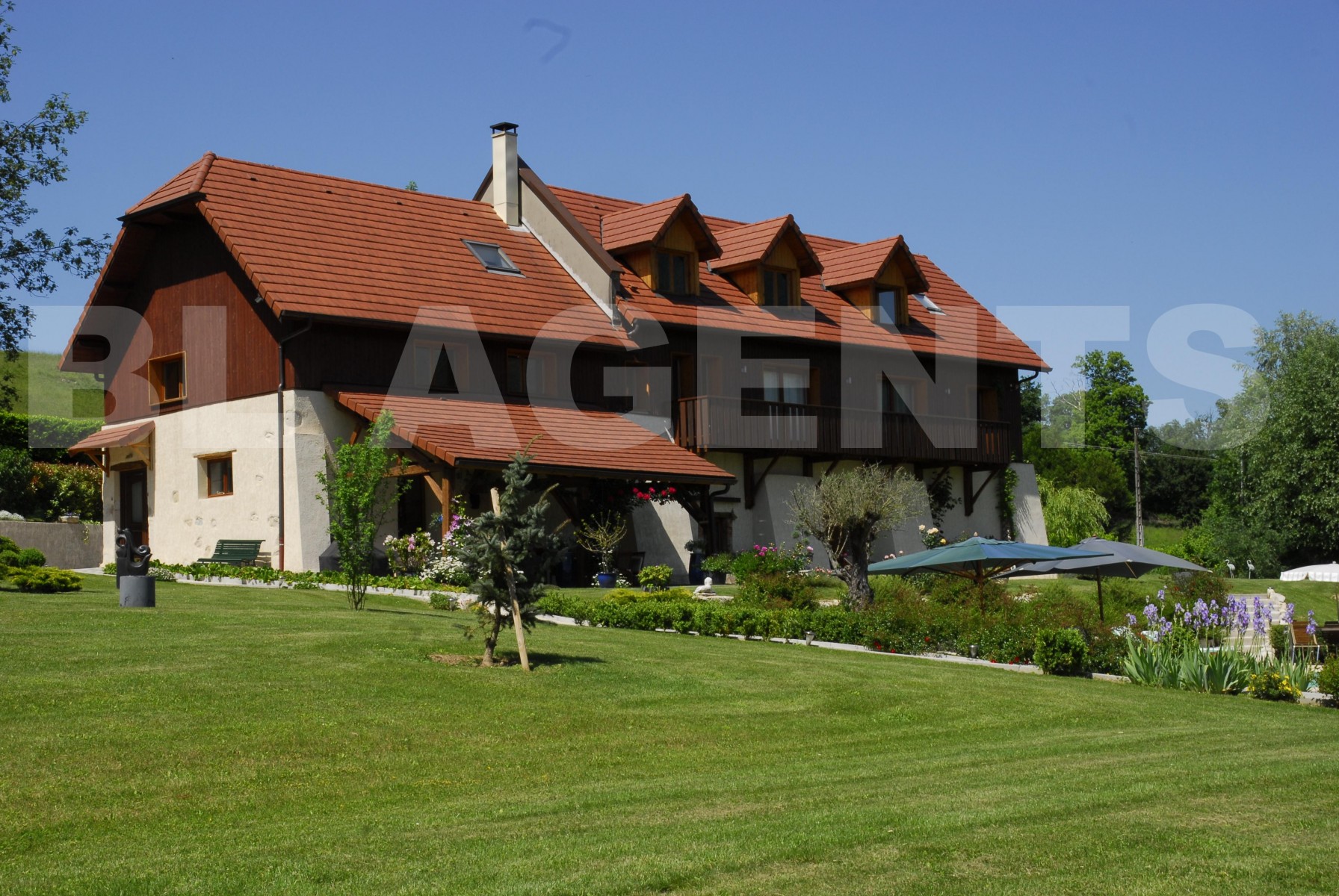 Maison 8 Pièce(s) TRAIZE - Photo 2