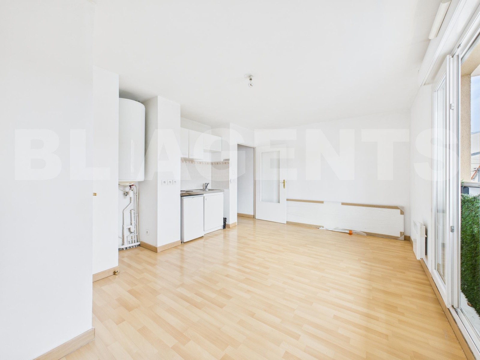 Appartement 2 Pièce(s) VIGNEUX-SUR-SEINE - Photo 2
