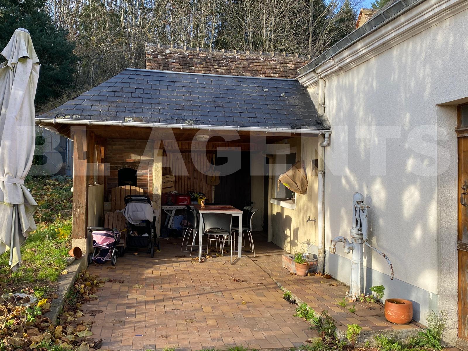 Maison longère 4 Pièce(s) YVRE-LE-POLIN - Photo 10