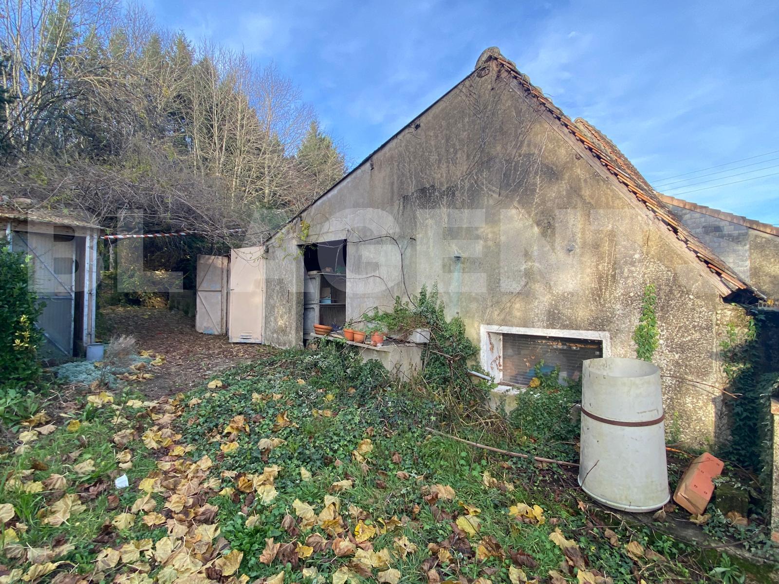 Maison longère 4 Pièce(s) YVRE-LE-POLIN - Photo 11