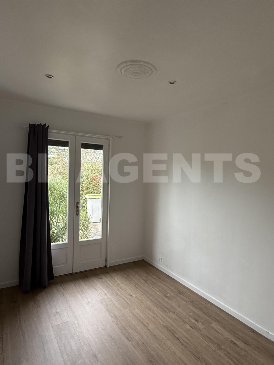 Maison 4 Pièce(s) SAINT-ETIENNE-DE-TULMONT - Photo 6