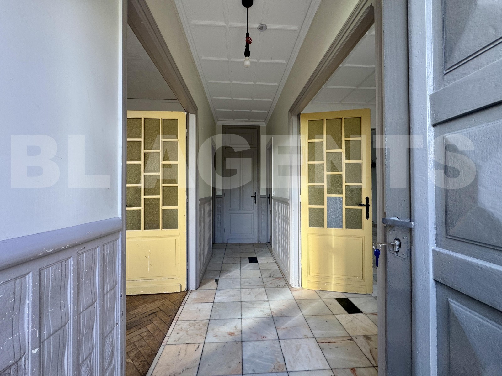Maison de maître 5 Pièce(s) FOUQUIERES-LES-LENS - Photo 2