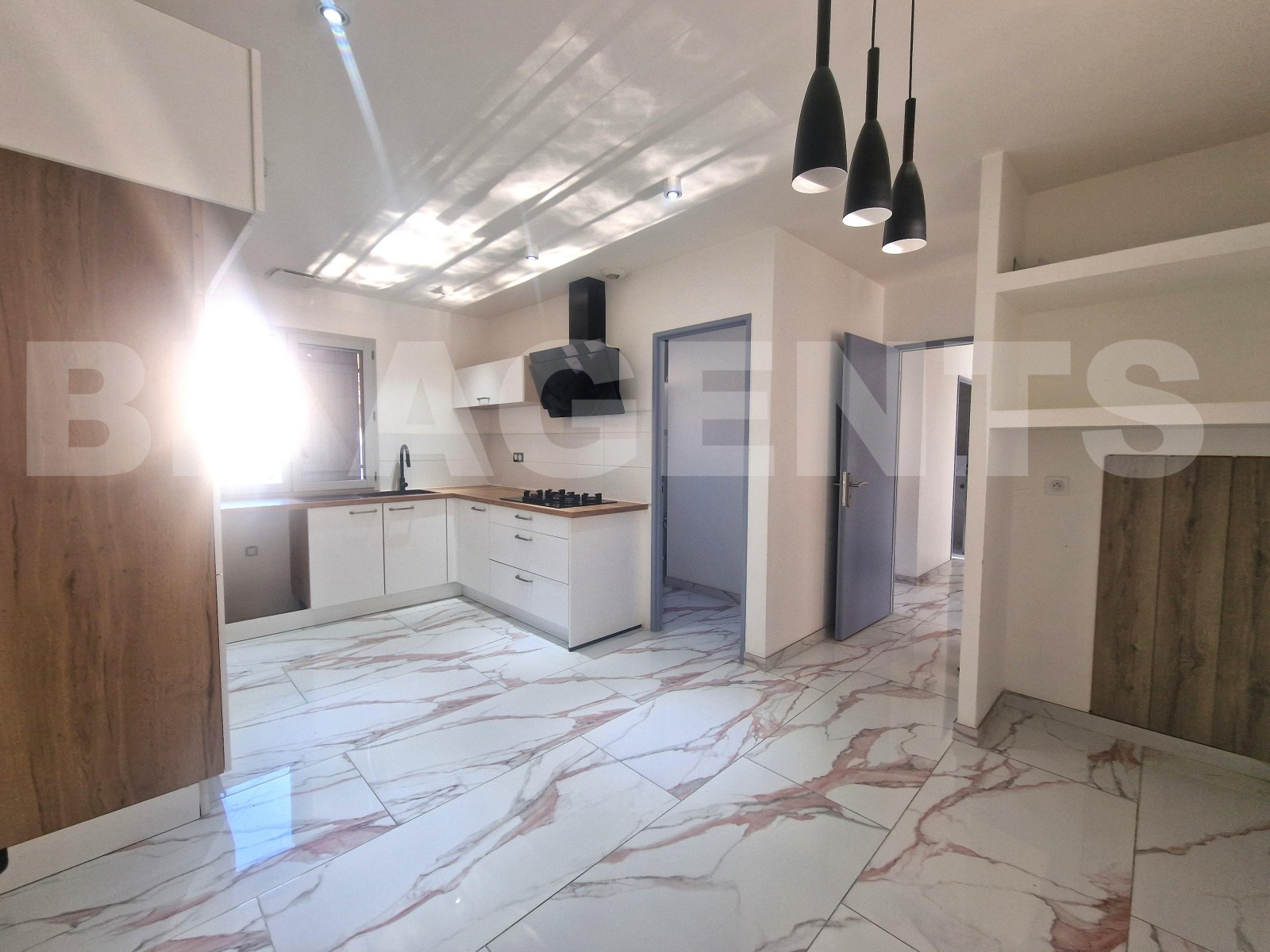 Maison 5 Pièce(s) CASTELSARRASIN - Photo 5