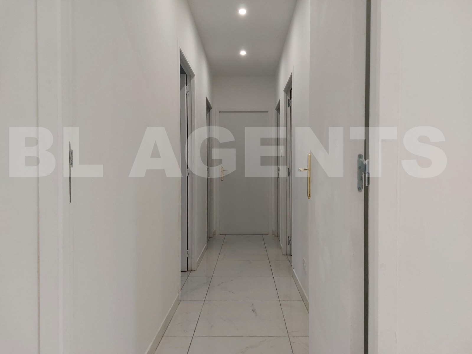Maison contemporaine 5 Pièce(s) NEGREPELISSE - Photo 5