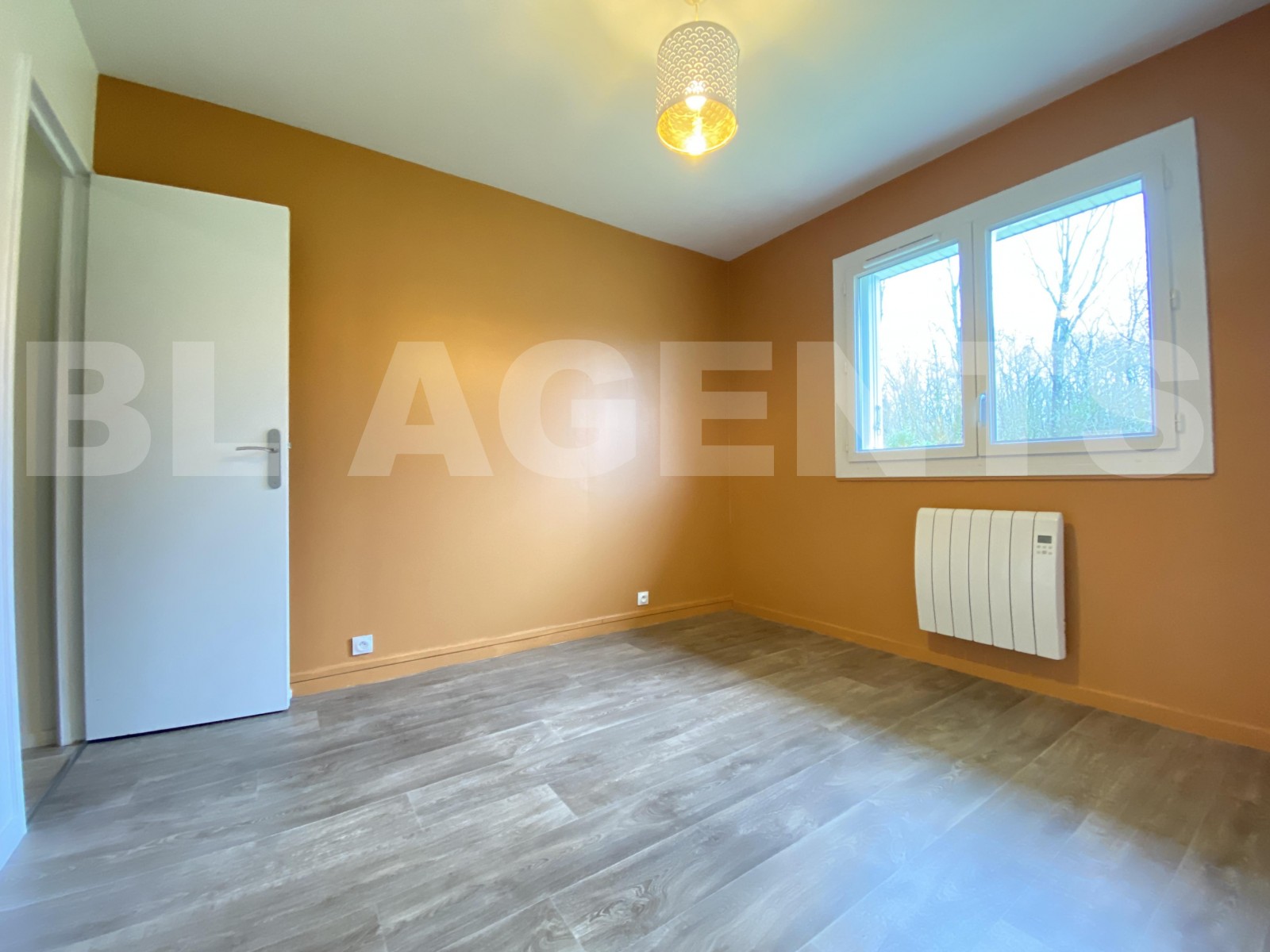 Maison 3 Pièce(s) SAINT-SEURIN-DE-CURSAC - Photo 8
