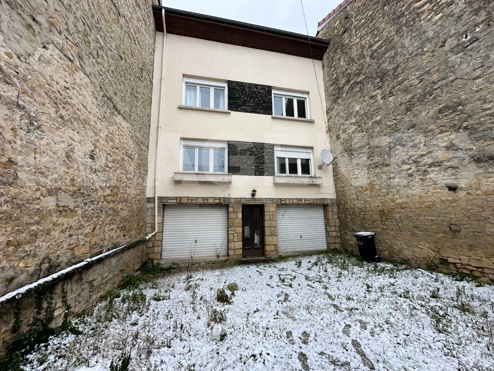 Maison 4 Pièce(s) STENAY - Photo 1