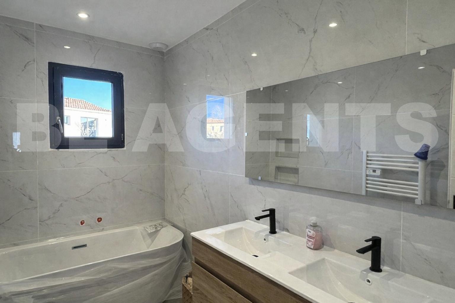 Maison contemporaine 4 Pièce(s) LAVALETTE - Photo 5