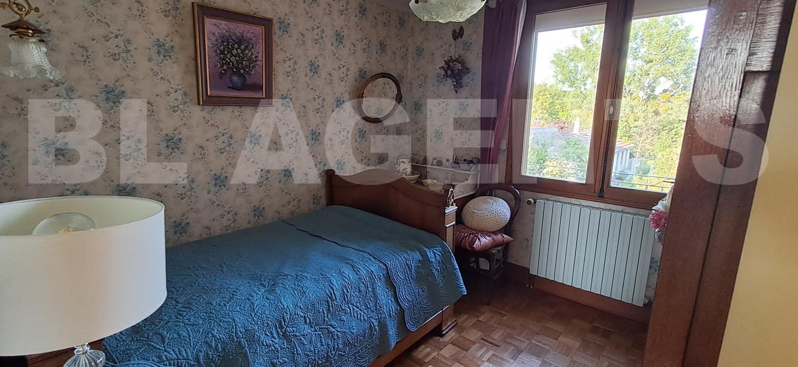Maison 7 Pièce(s) VIVIER-AU-COURT - Photo 4